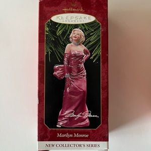 Hallmark vintage 1997 Marilyn Monroe Christmas oranament